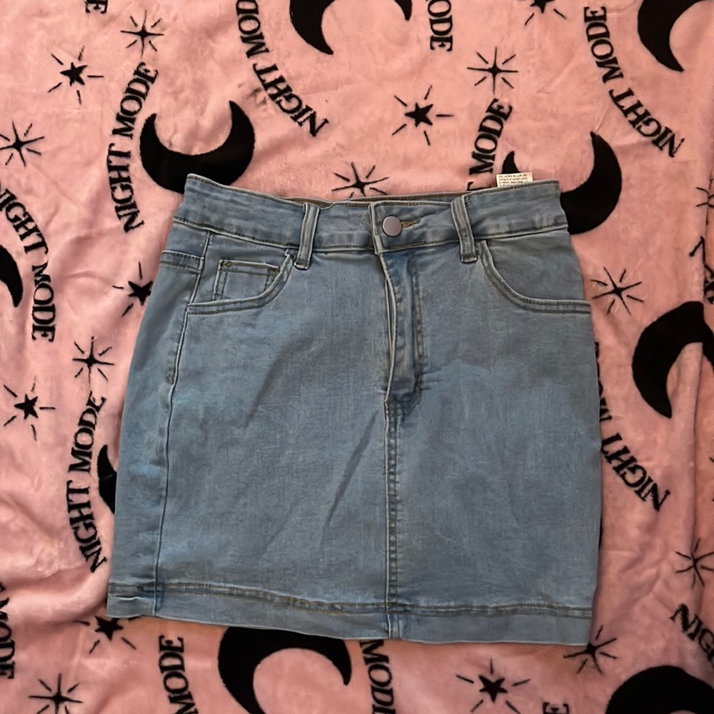 Denim skirt